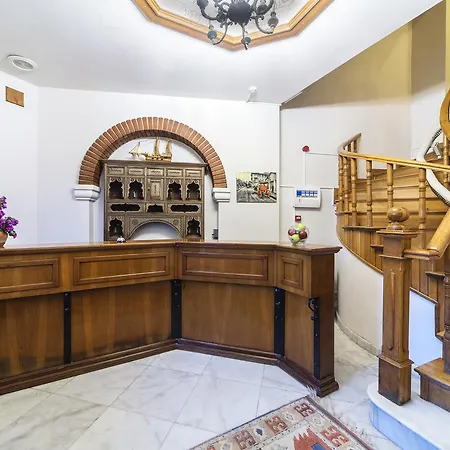 Bed & Breakfast Mom Adalar